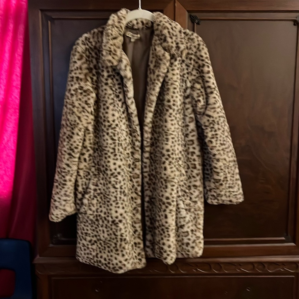Leopard cheetah print furry jacket
